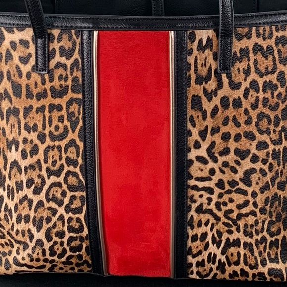 Chico’s leopard print large purse. - Picture 3 of 16